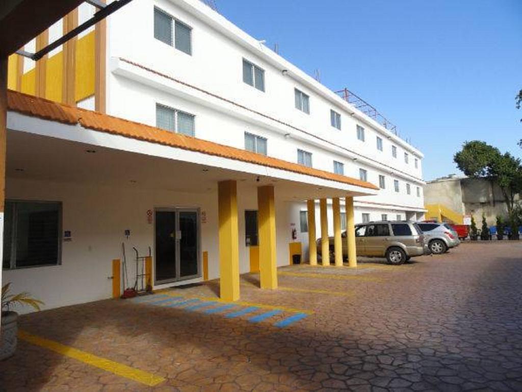 Hotel Las Dalias Inn Mérida Zewnętrze zdjęcie